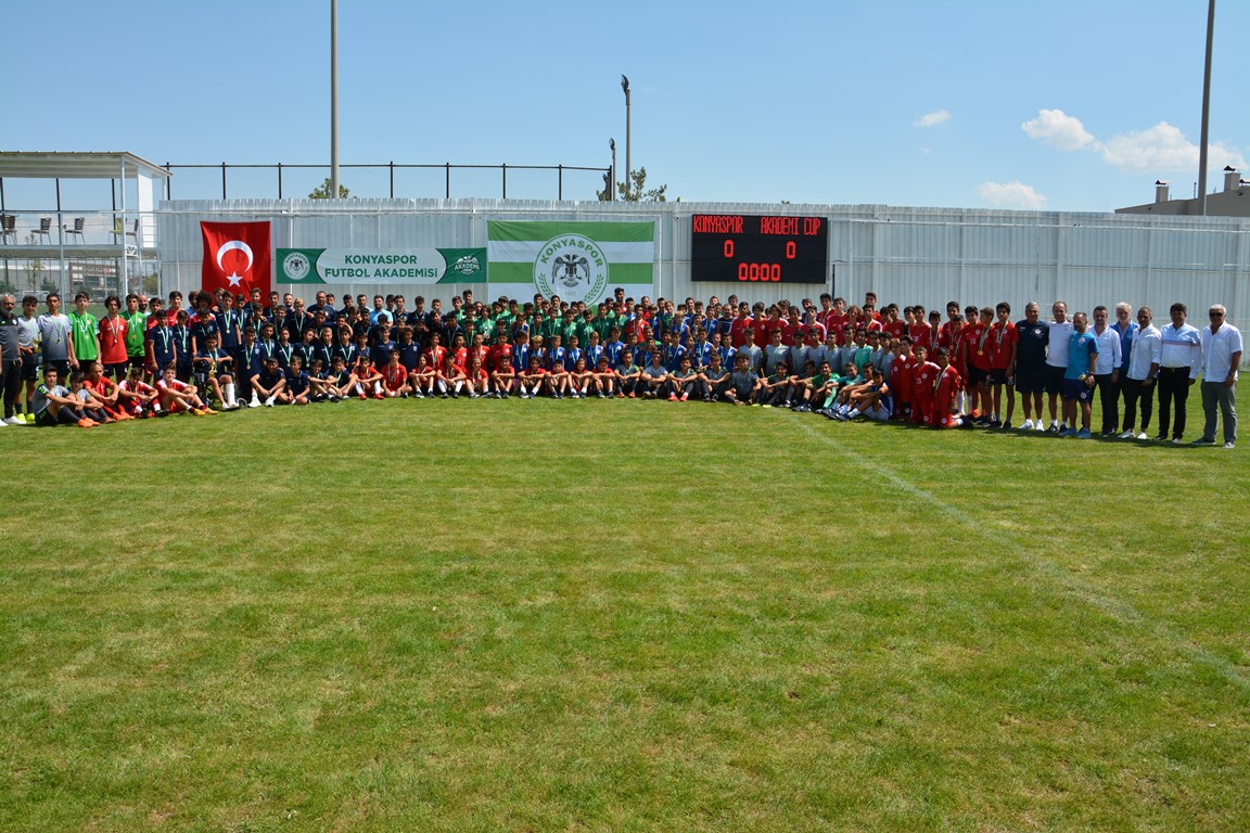 Konyaspor Akademi Cup 2019 ödül töreni ile tamamlandı