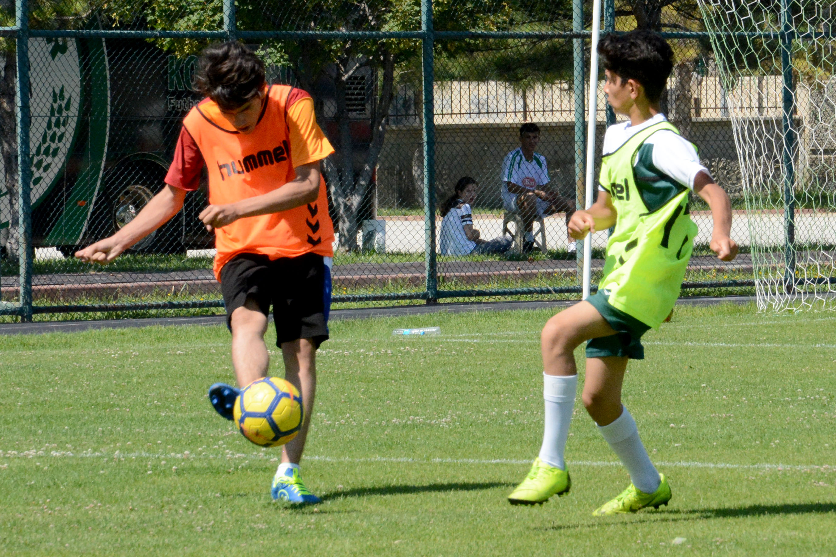 Futbolcu seçmelerimiz devam ediyor