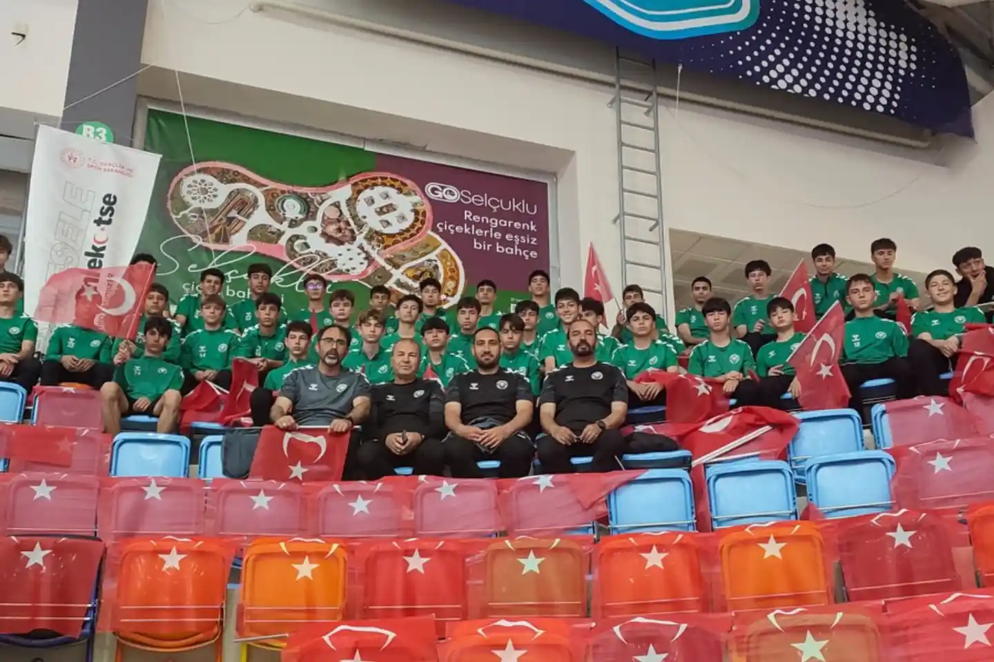Konyaspor Akademi 19 Mayıs Yürüyüşüne Katıldı